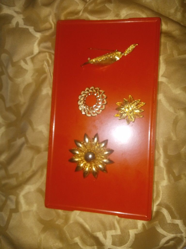 Four Vintage Brooches