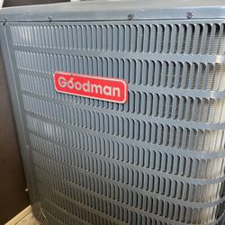 90% New AC