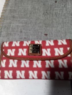 Dooney & Bourke wallet