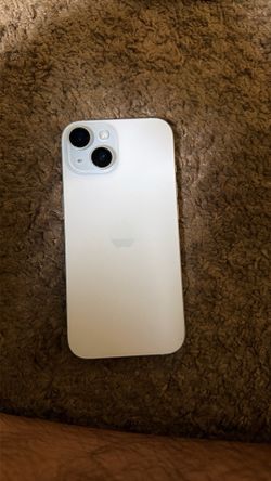 iPhone 15 256GB - Unlocked - Excellent Condition - $450