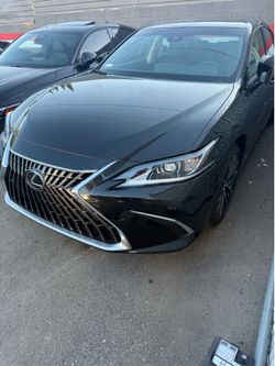 2025 Lexus ES