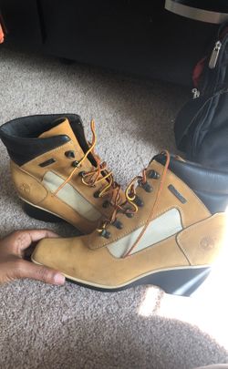 Women’s Timberlands Boots 10.5