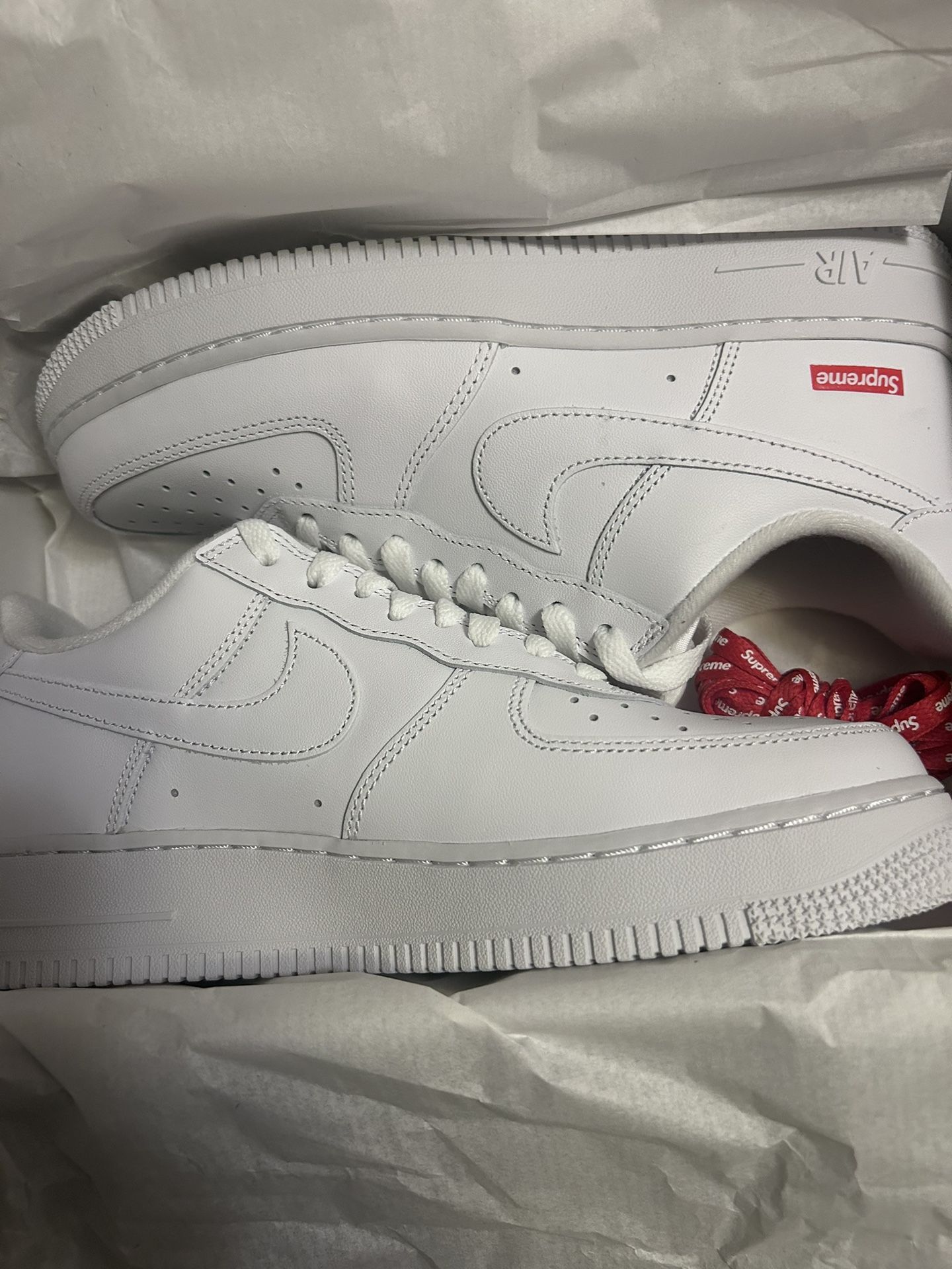 SUPREME AIR FROCE ONES