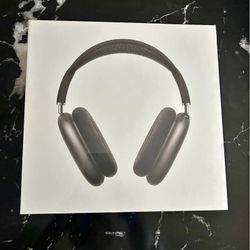 AirPods Max (BRAND NEW) 