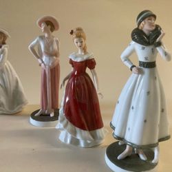 Ceramic Statuette Set 