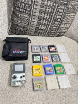 Nintendo Game Boy Color CGB-001 Console Clear Shell Bundle With Games ***Read***