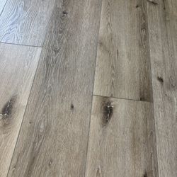 vinyl plank flooring