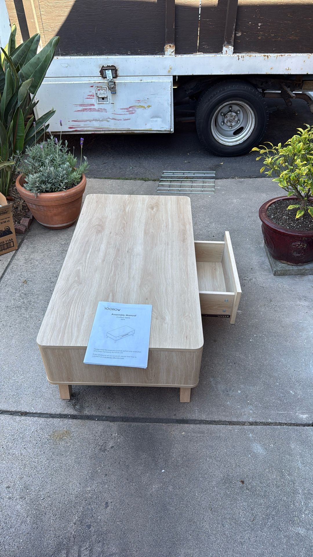 Soohow Coffee Table