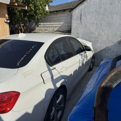 BMW 320i PART OUT 