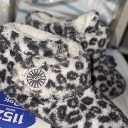 Baby Shoes 