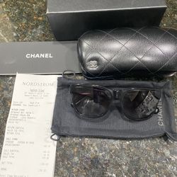 Women’s Chanel sunglasses