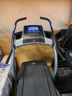 Nordictrack X7i 40% incline - 22x60 belt - $450