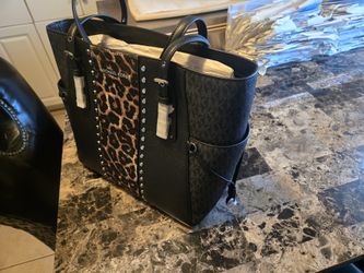 Michael Kors Voyager