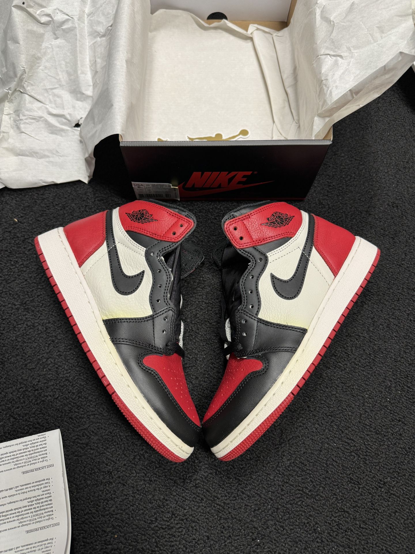 DS Jordan Bred Toe 1 GS size 6 6Y