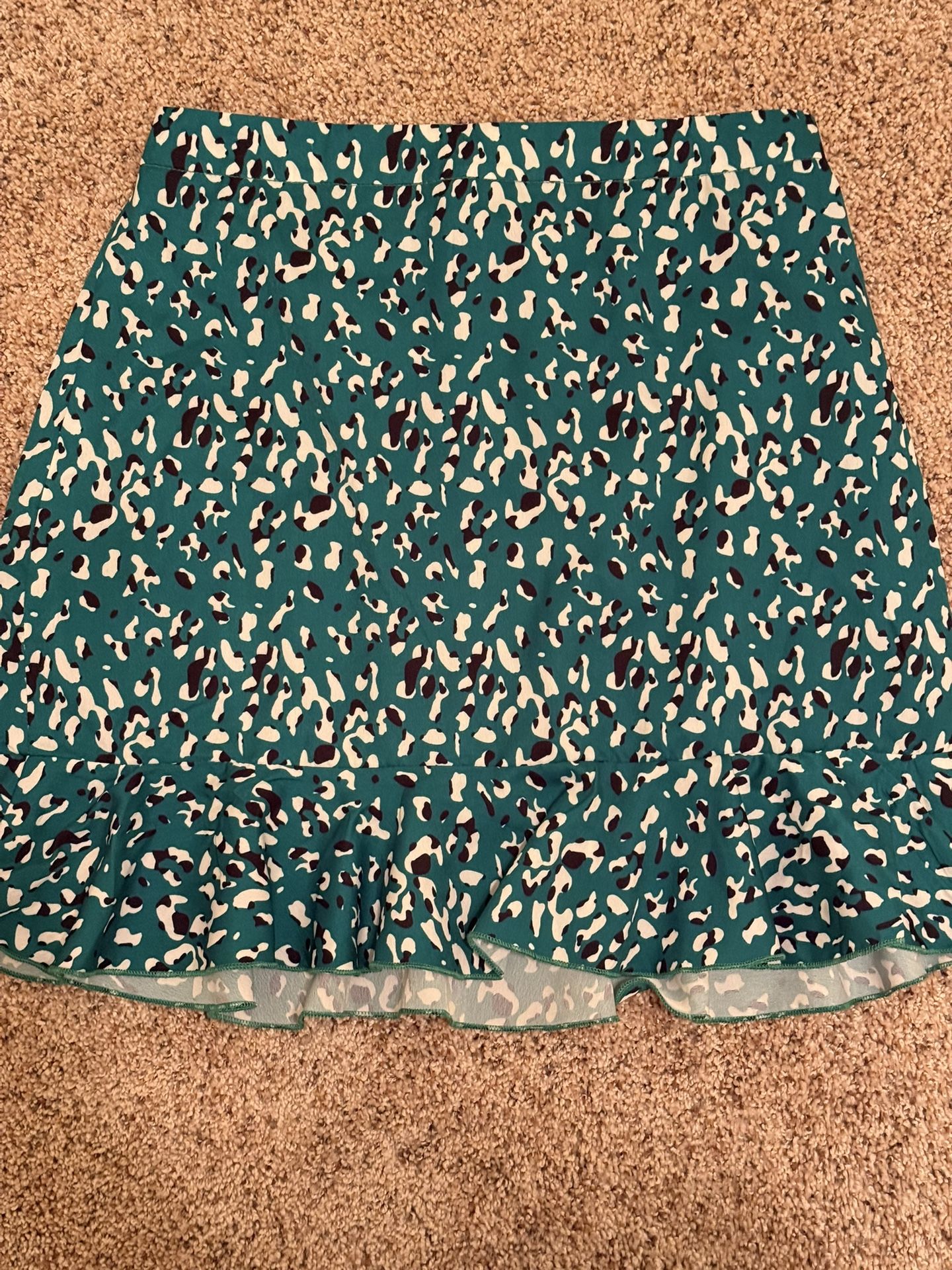 Superdown (Revolve Brand) Women’s Skirt Size Medium