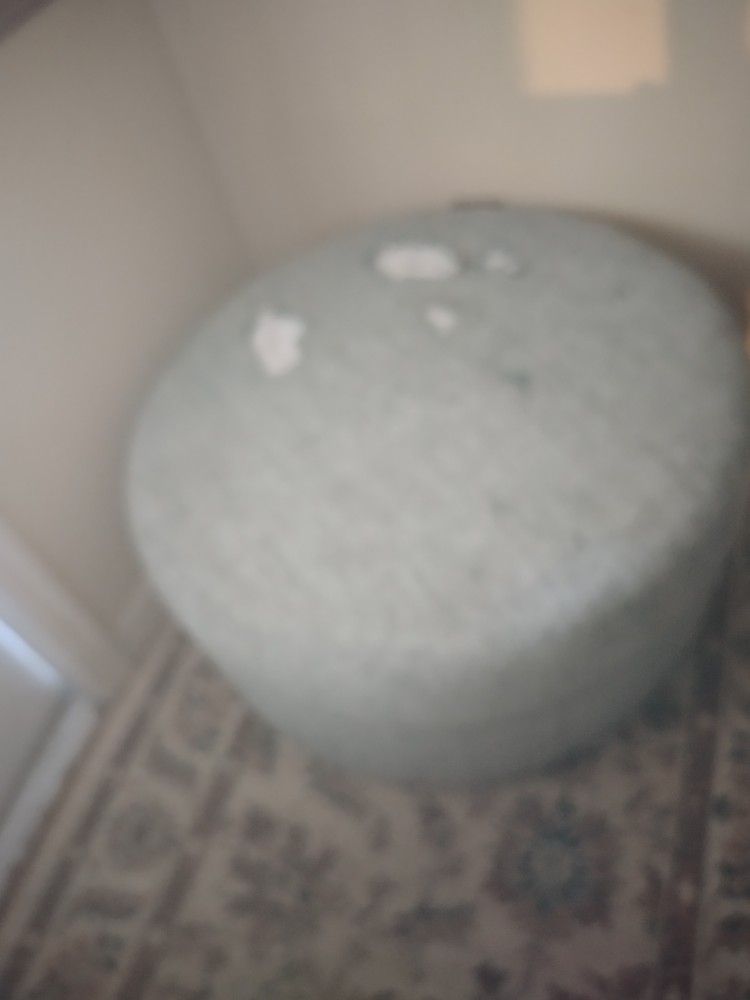 Round Ottoman On The Wheels 33"1/2 D x15"1/2H