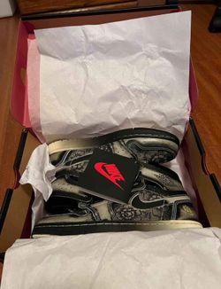 Nike Jordan 1 high DÃa de Muertos 2023 Size 13m
