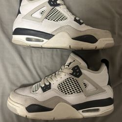 Military Black Jordan 4