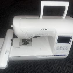 Brother Se1900