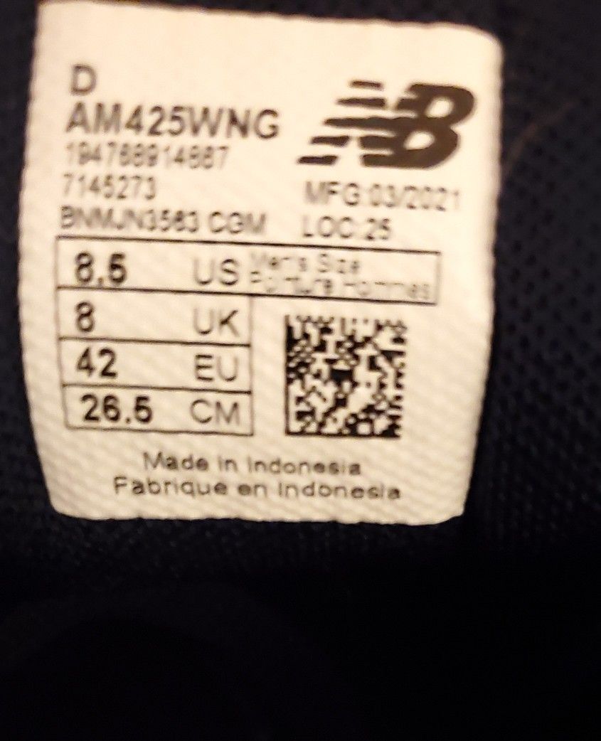 Mens Or Womens New Balance Casual Shoes