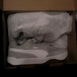 Puma Shoes Size 7 Brand New 