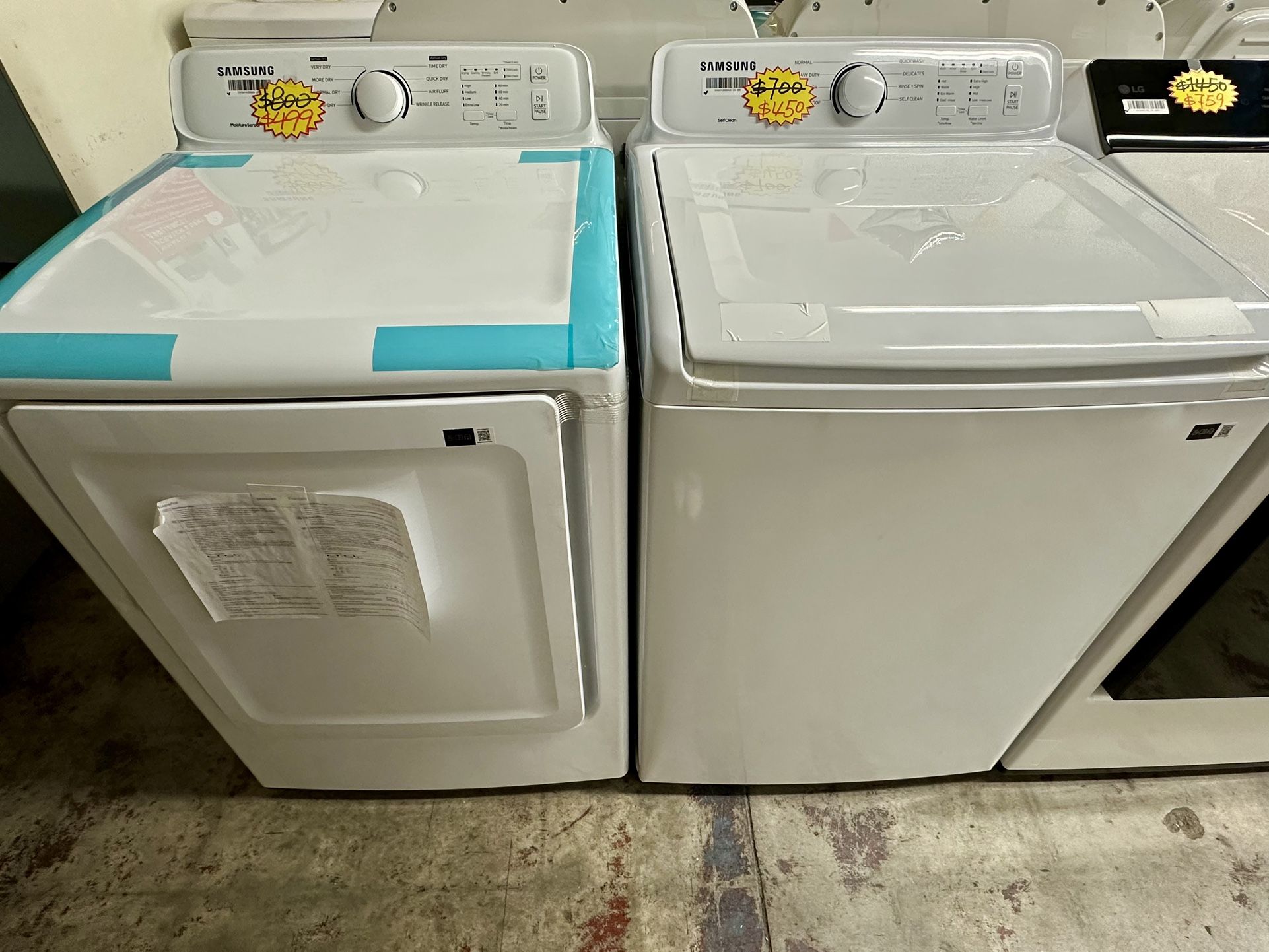 Top Load Washer & Gas Dryer Set