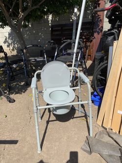 Medical chair walker