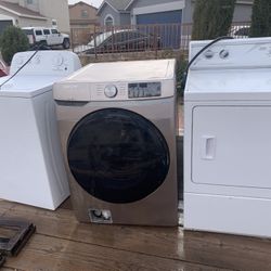 2 Lavadoras y 1 Secadora Para Partes
