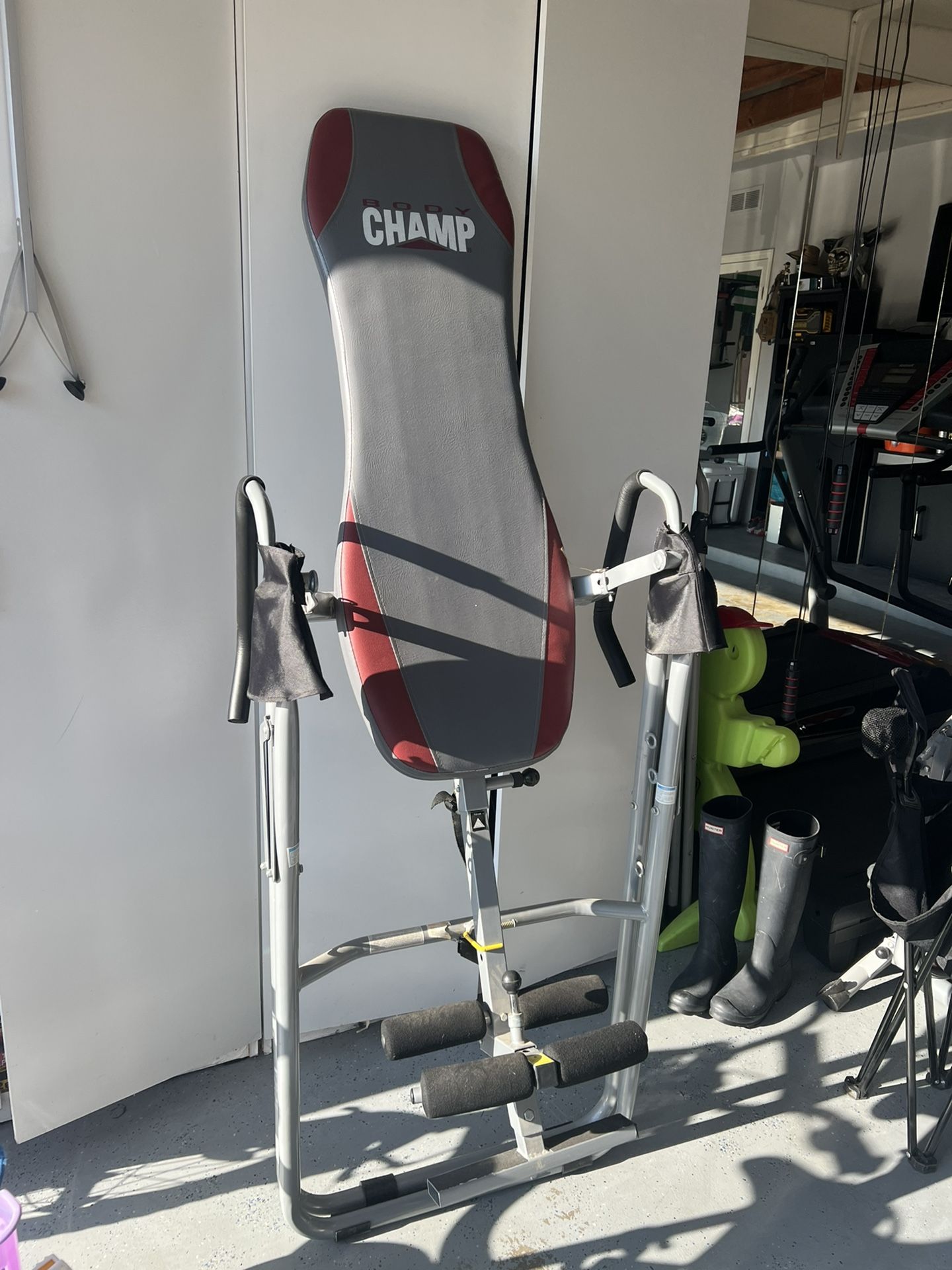 Body Champ IT8070 Inversion Table