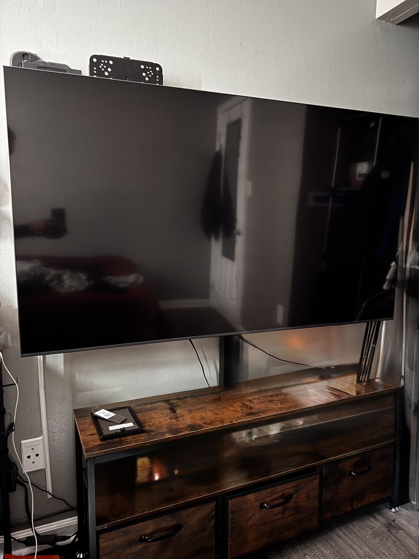 65" Class Crystal UHD TU7000 Smart TV