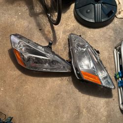 2007 Honda Accord OEM Headlights