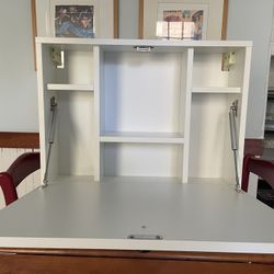 Standing Desk—Folds! 