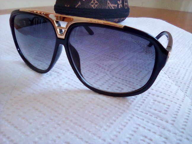 Louis Vuitton Evidence Sunglasses 