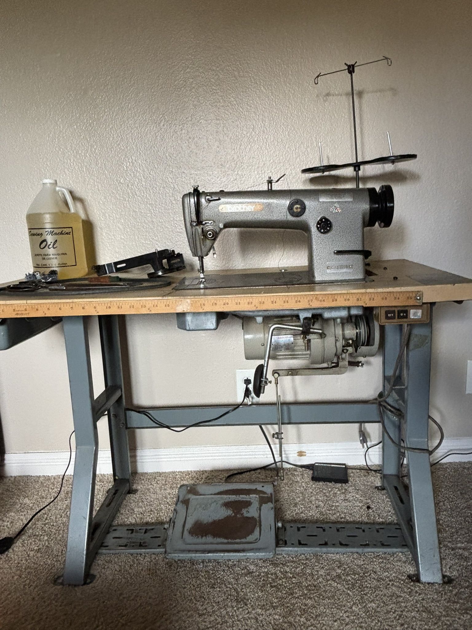 Industrial Sewing Machine 