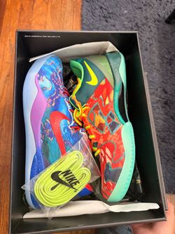 Kobe 8 Protro “What The” size 10.5