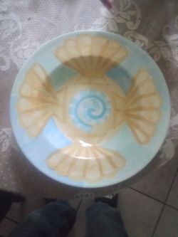 Bella Ceramica Seashell Serving Bowl And Two Saucers China