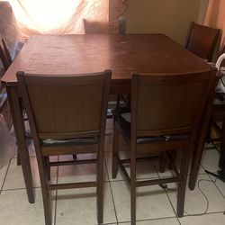 Table & Chairs (wood)