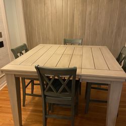 Ashley Furniture Expandable Dining Table (refurbished)
