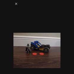 Fisher-Price Imaginext DC Super Friends Batman Rally Car  Has 2 out of 3 launching discs