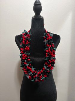 Hawaiian ribbon lei
