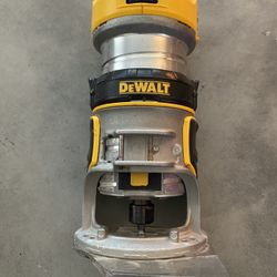DEWALT 20V  XR Cordless Brushless Fixed Base Compact Router 