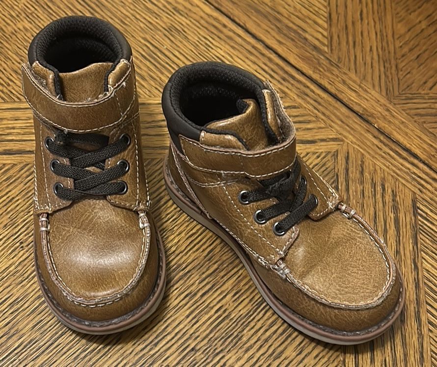 Jumping Beans: Light Brown Boots, Size: 8 Medium