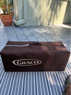 Grayco playard pak n play