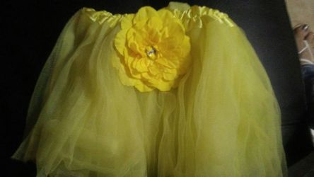 Princess girl tutu one size fits more like new