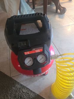 CRAFTSMAN V20 RP 2.5-Gallon Portable Electric Cordless 125 PSI Pancake Air Compressor
3.2

17