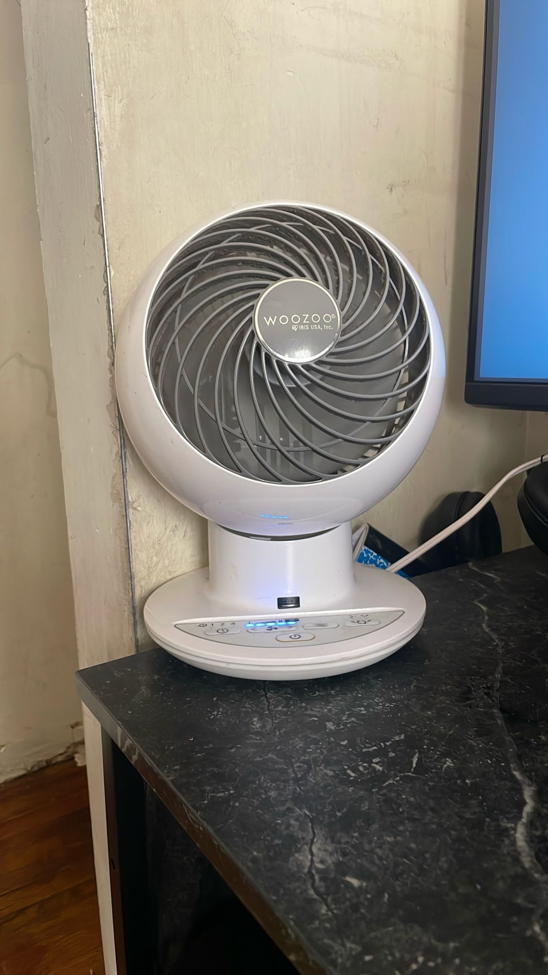 WOOZOO Globe Fan