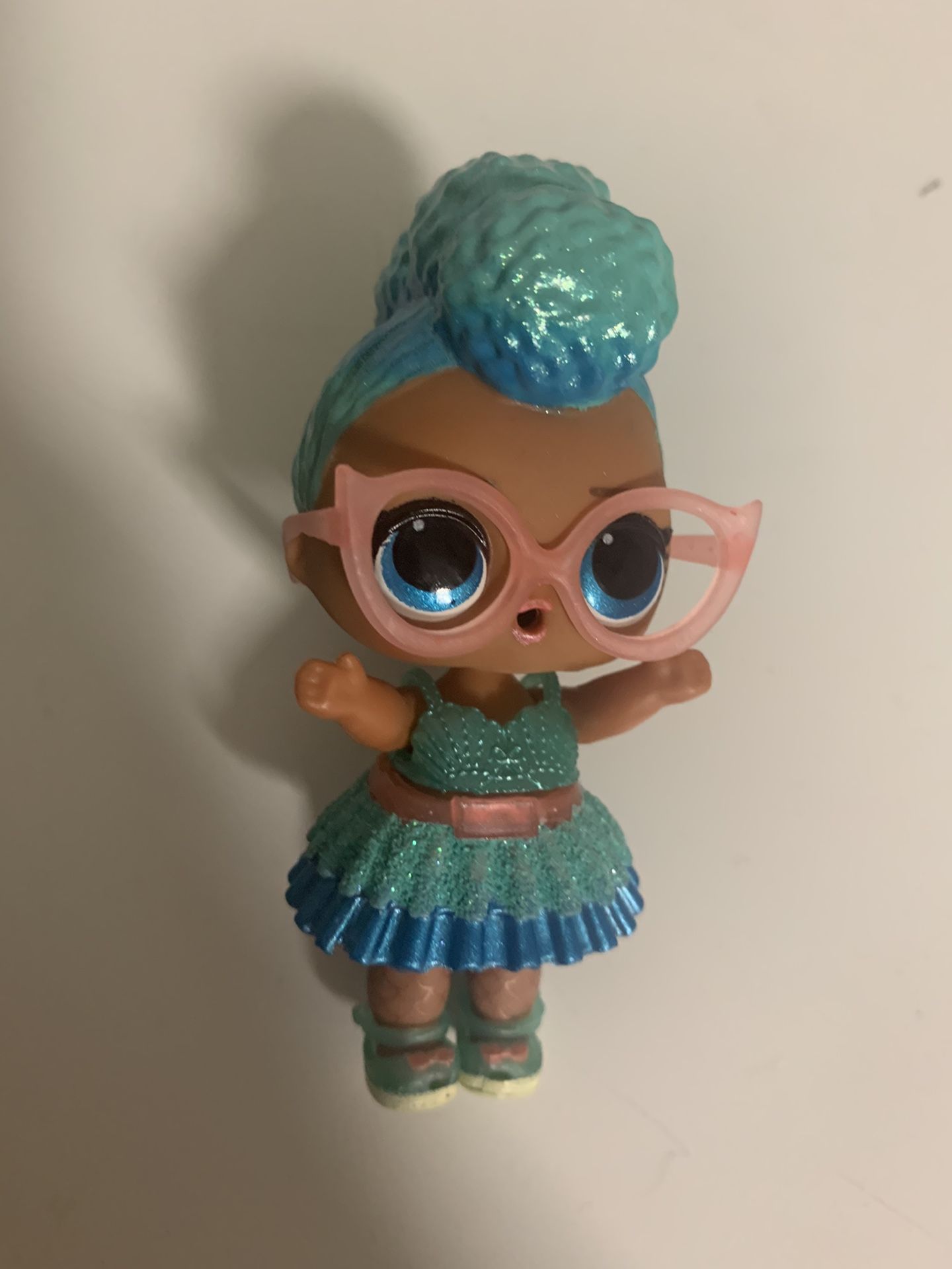 LOL Surprise Dolls Present Surprise Series Aqua March Opened