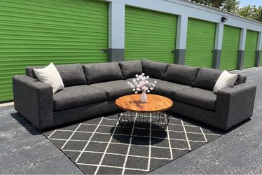 West Elm Urban 3-Piece L-Shaped Sectional – Heathered Charcoal – Delivery Available