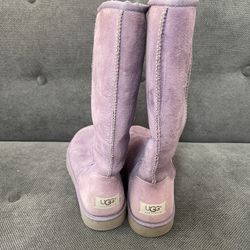 UGG W8 Purple Tall Boots