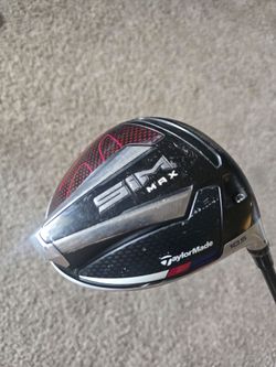 Taylormade SIM Max 10.5 driver golf club